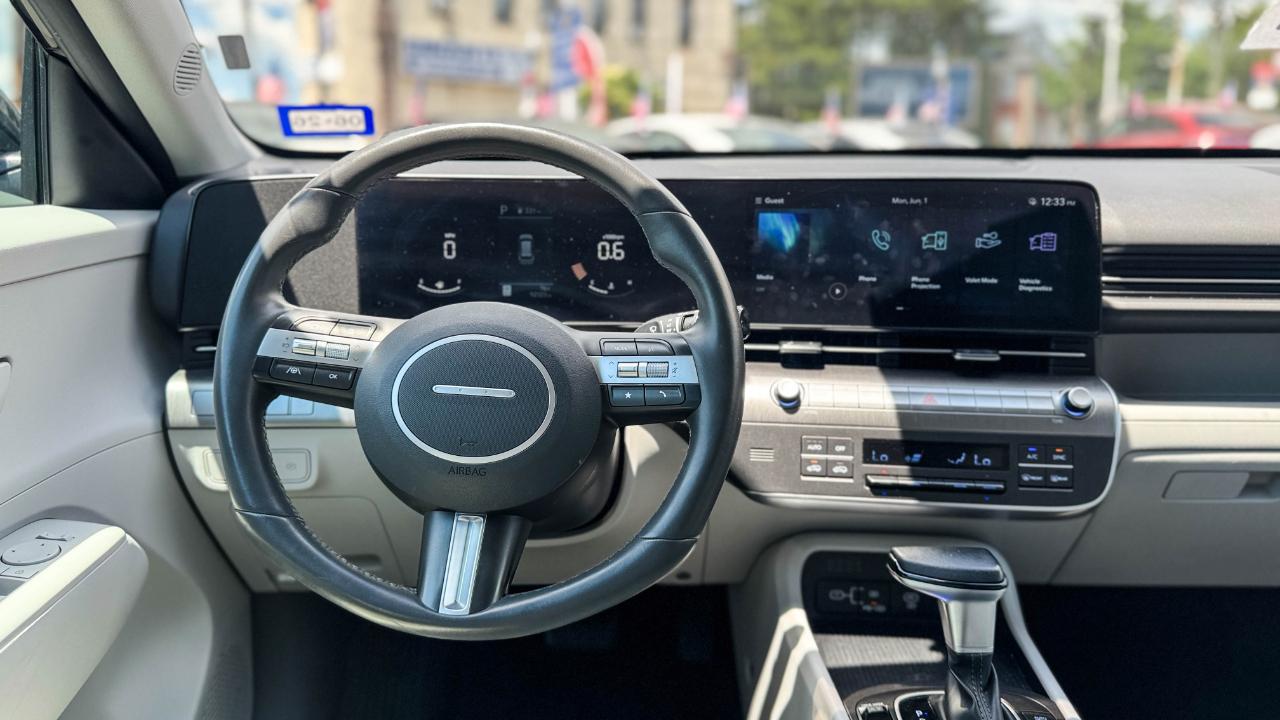 Hyundai Kona SEL FWD 2024