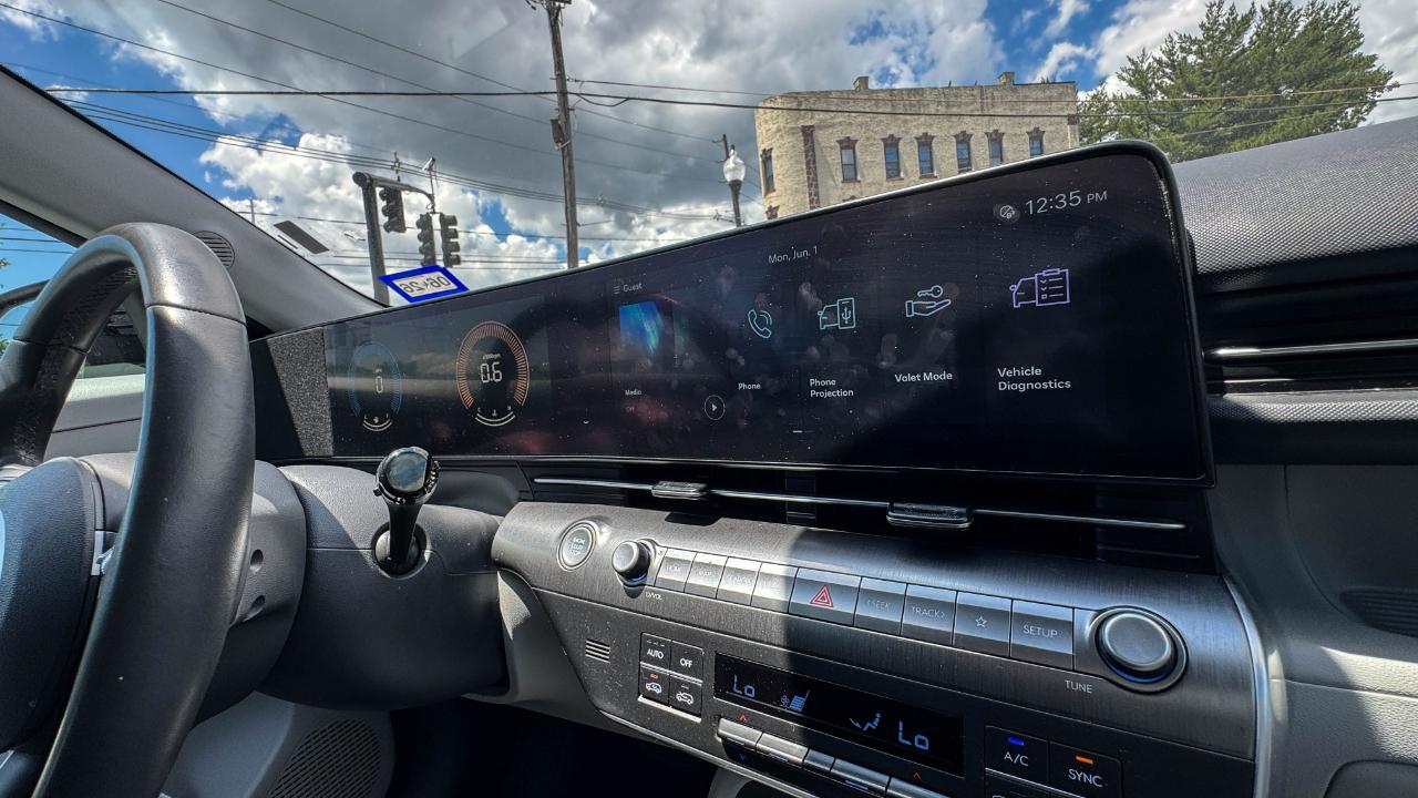 Hyundai Kona SEL FWD 2024