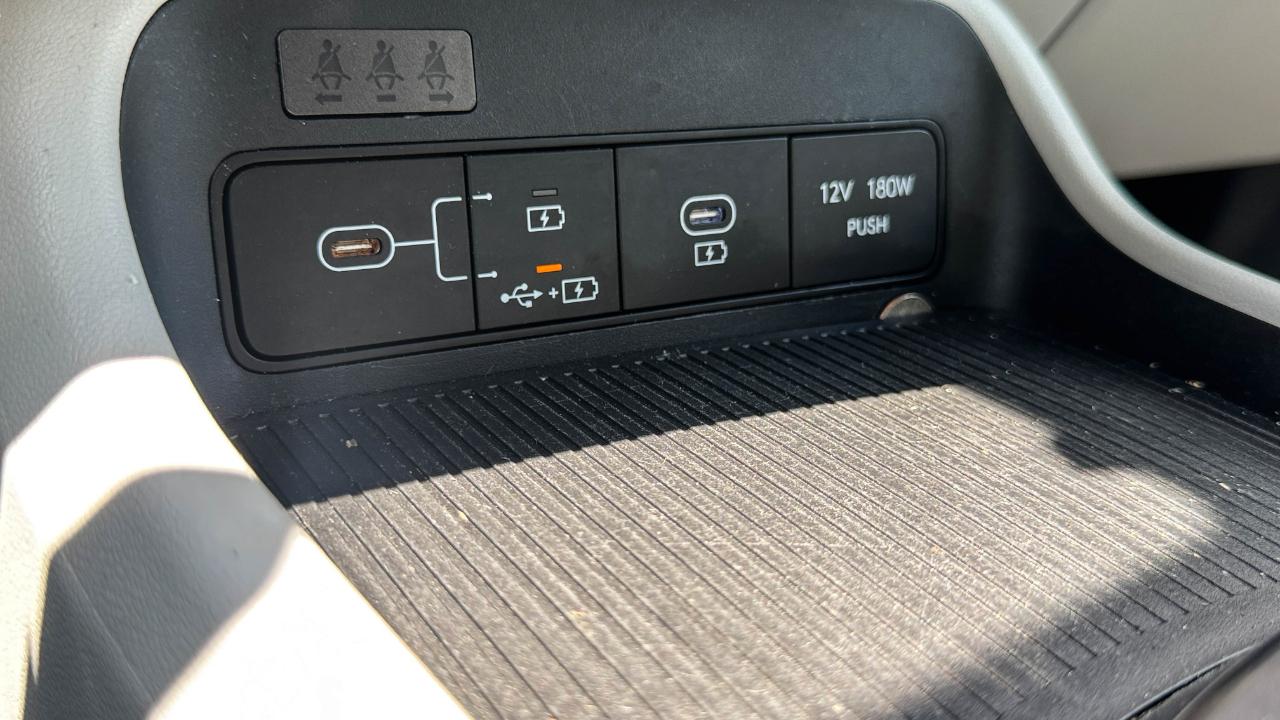 Hyundai Kona SEL FWD 2024