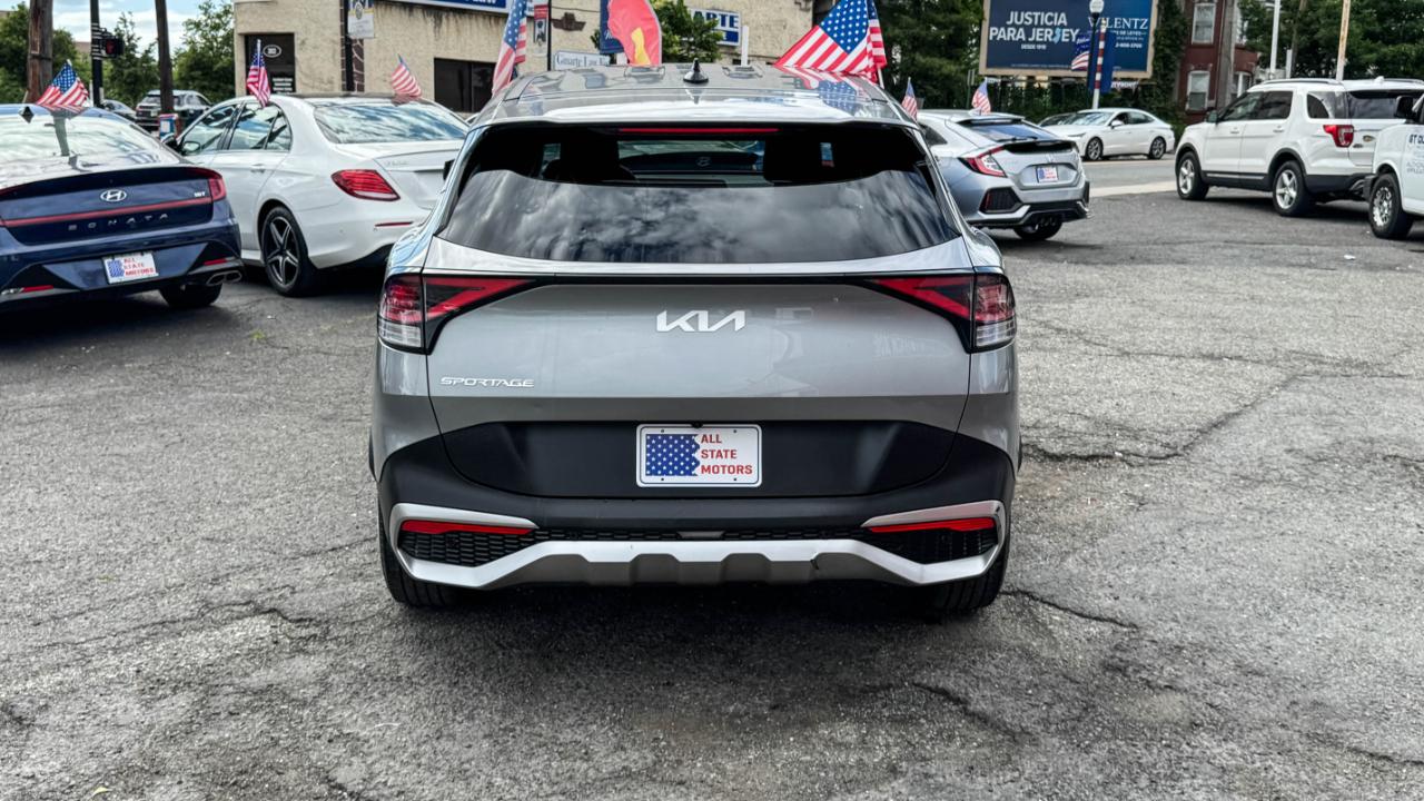 Kia Sportage LX FWD 2024