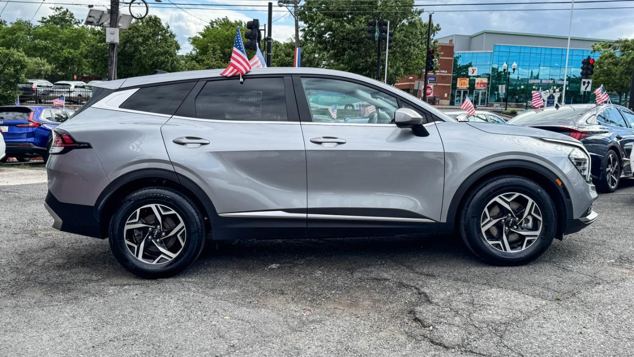 Kia Sportage LX FWD 2024