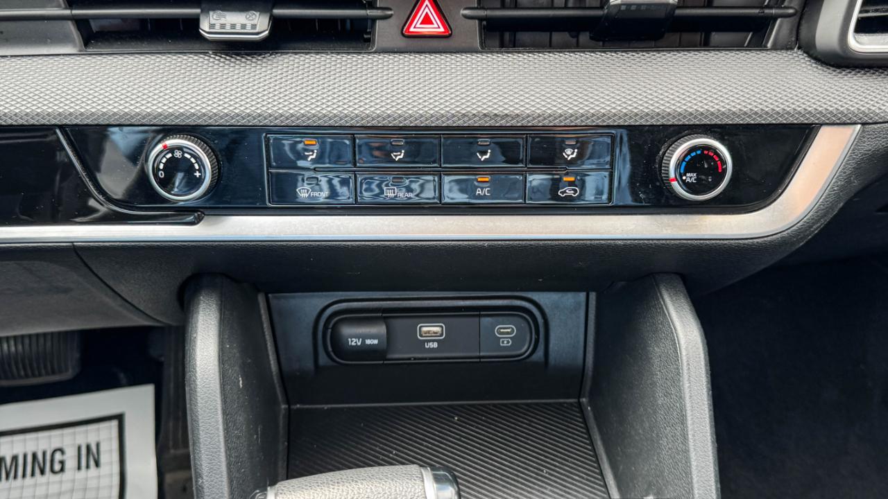 Kia Sportage LX FWD 2024