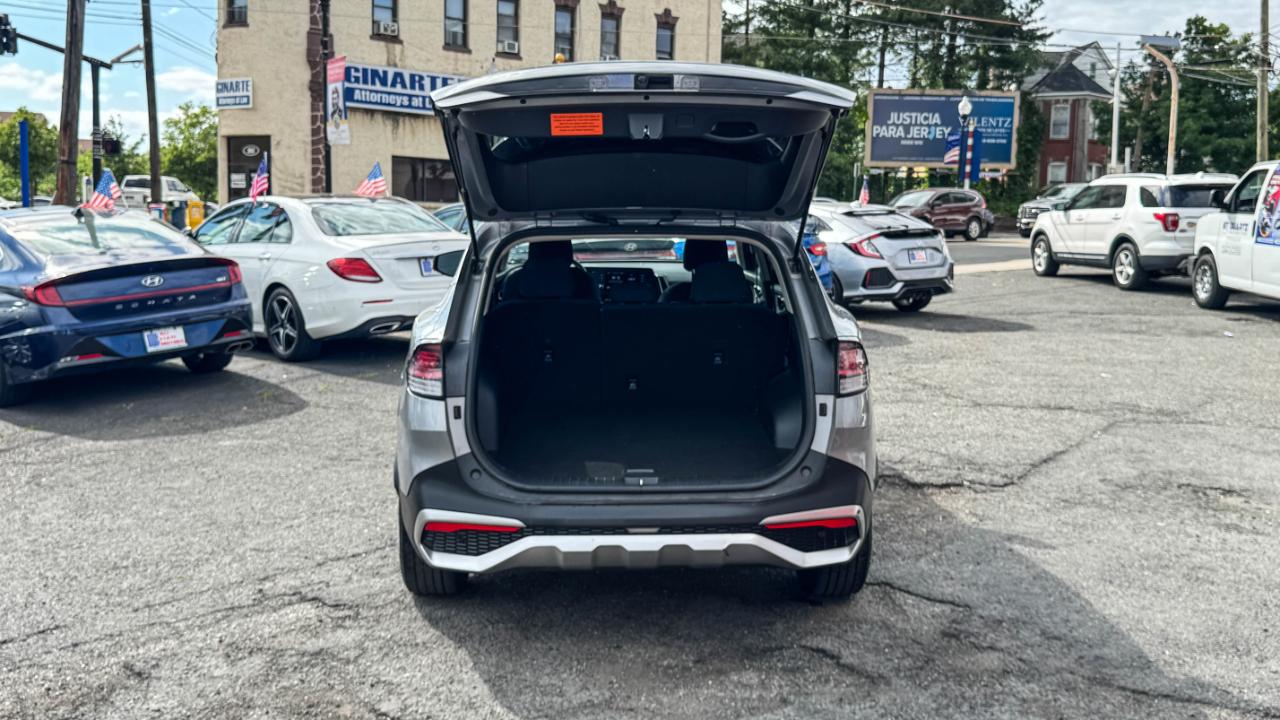 Kia Sportage LX FWD 2024