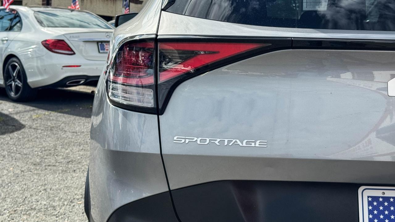 Kia Sportage LX FWD 2024