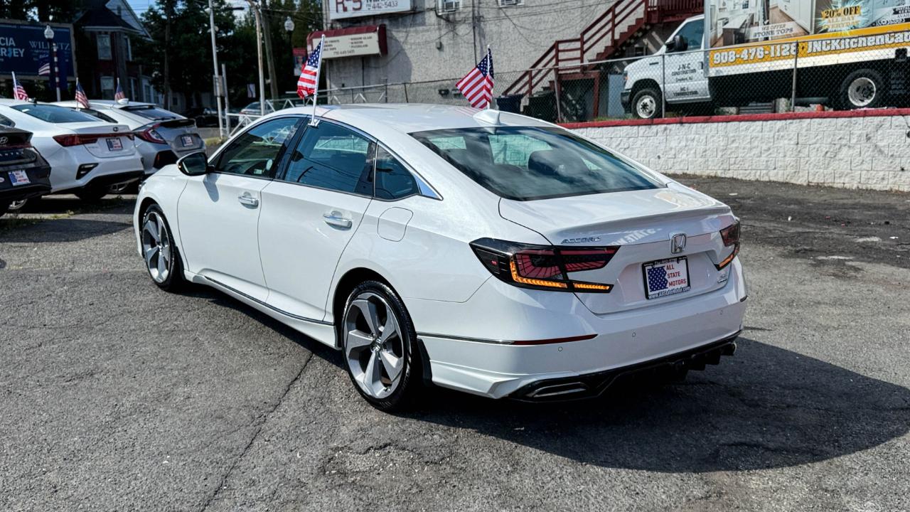 Honda Accord Sedan Touring 2.0T Auto 2020
