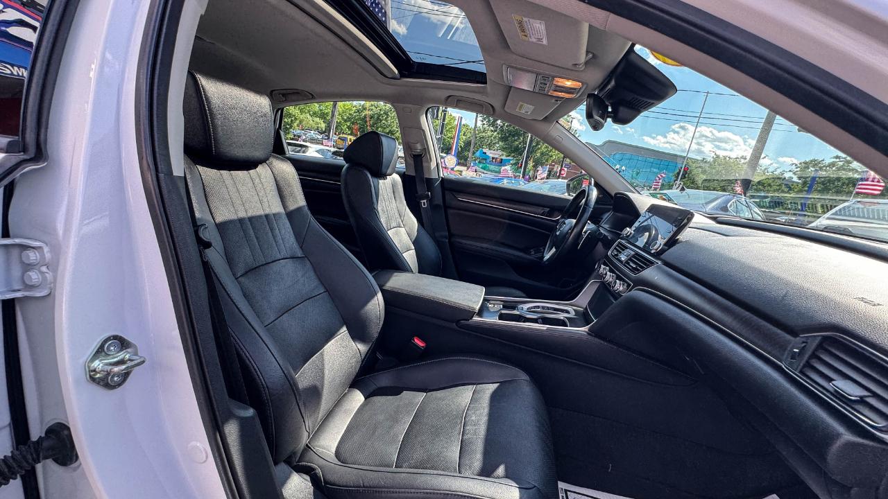 Honda Accord Sedan Touring 2.0T Auto 2020