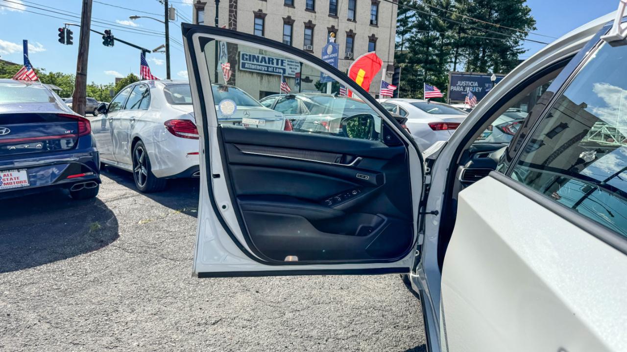 Honda Accord Sedan Touring 2.0T Auto 2020