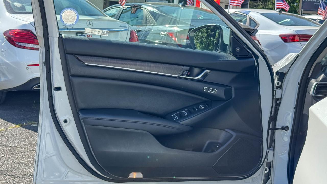 Honda Accord Sedan Touring 2.0T Auto 2020