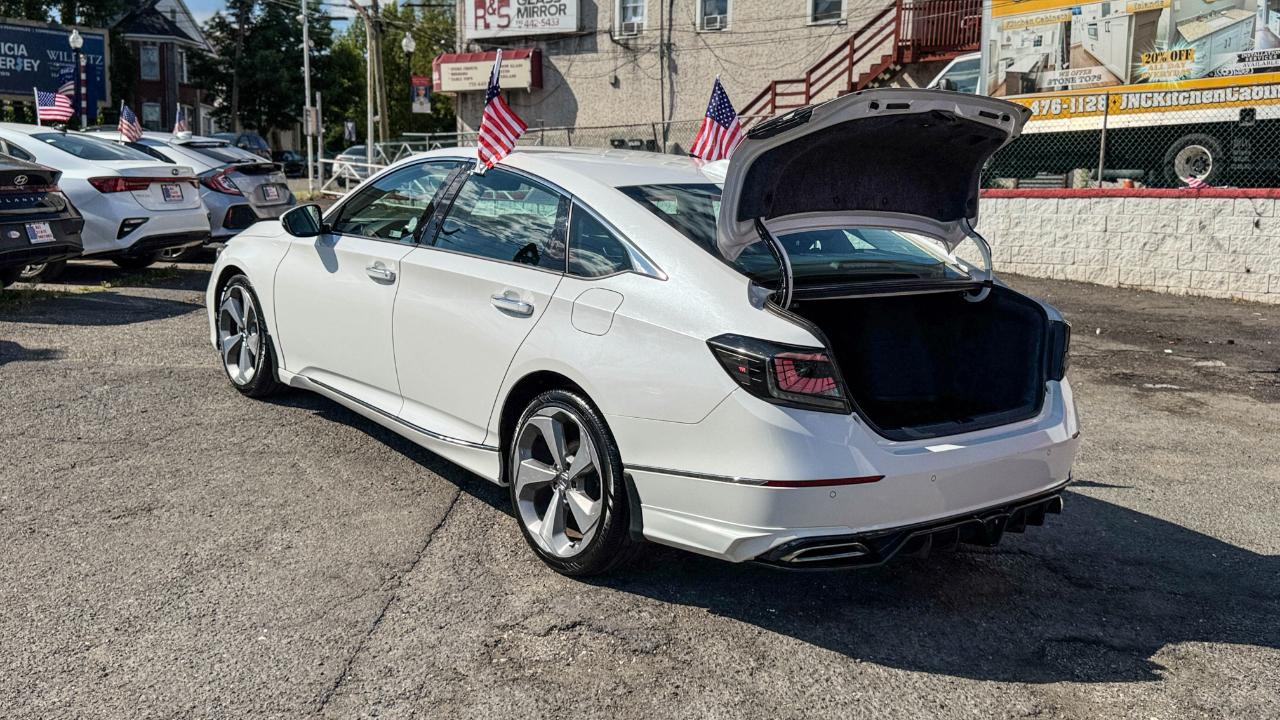Honda Accord Sedan Touring 2.0T Auto 2020