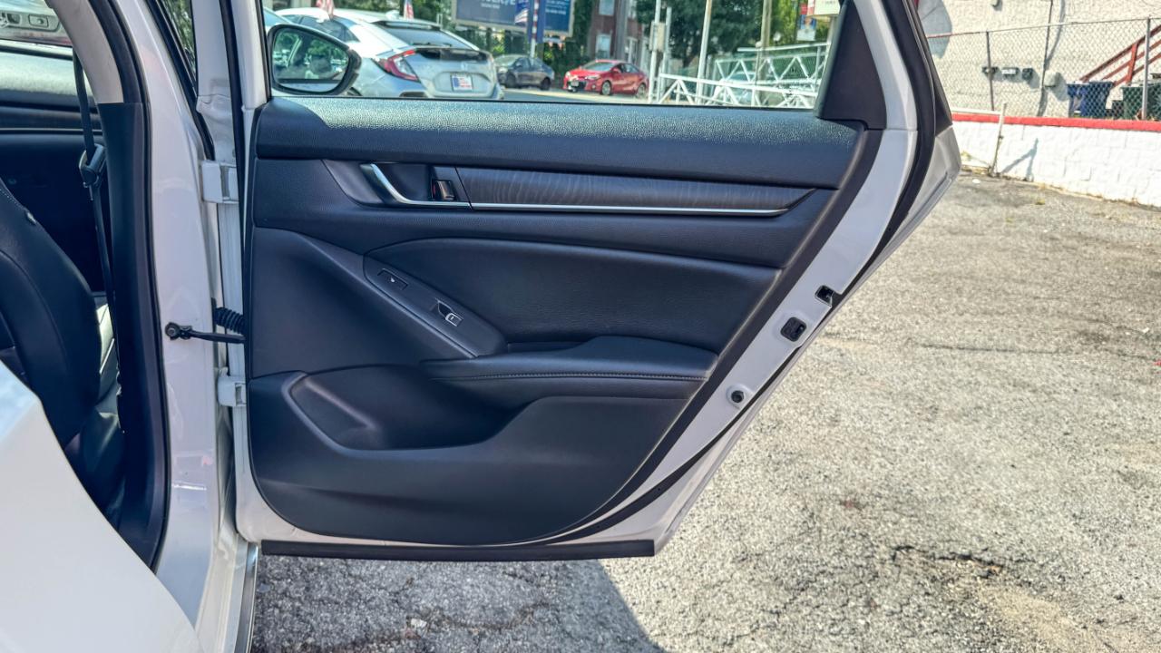 Honda Accord Sedan Touring 2.0T Auto 2020