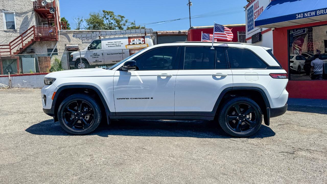 Jeep Grand Cherokee Altitude 4x4 2022