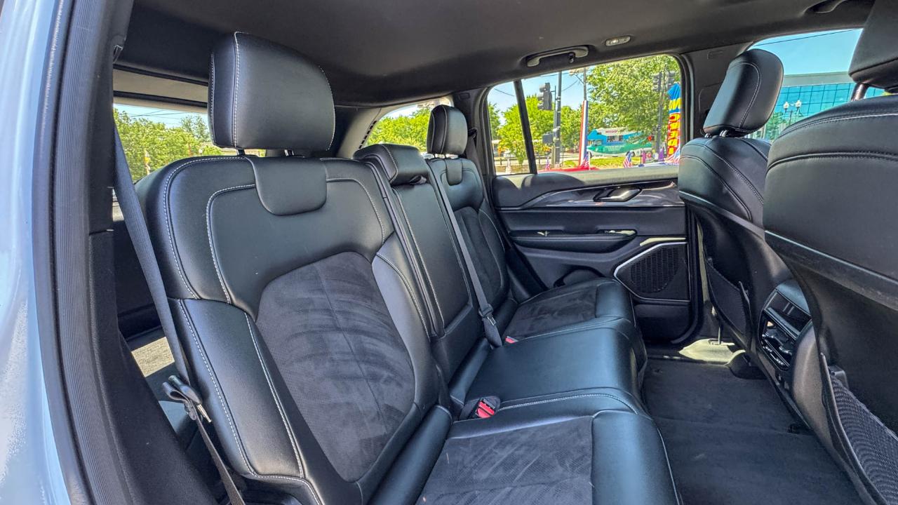 Jeep Grand Cherokee Altitude 4x4 2022
