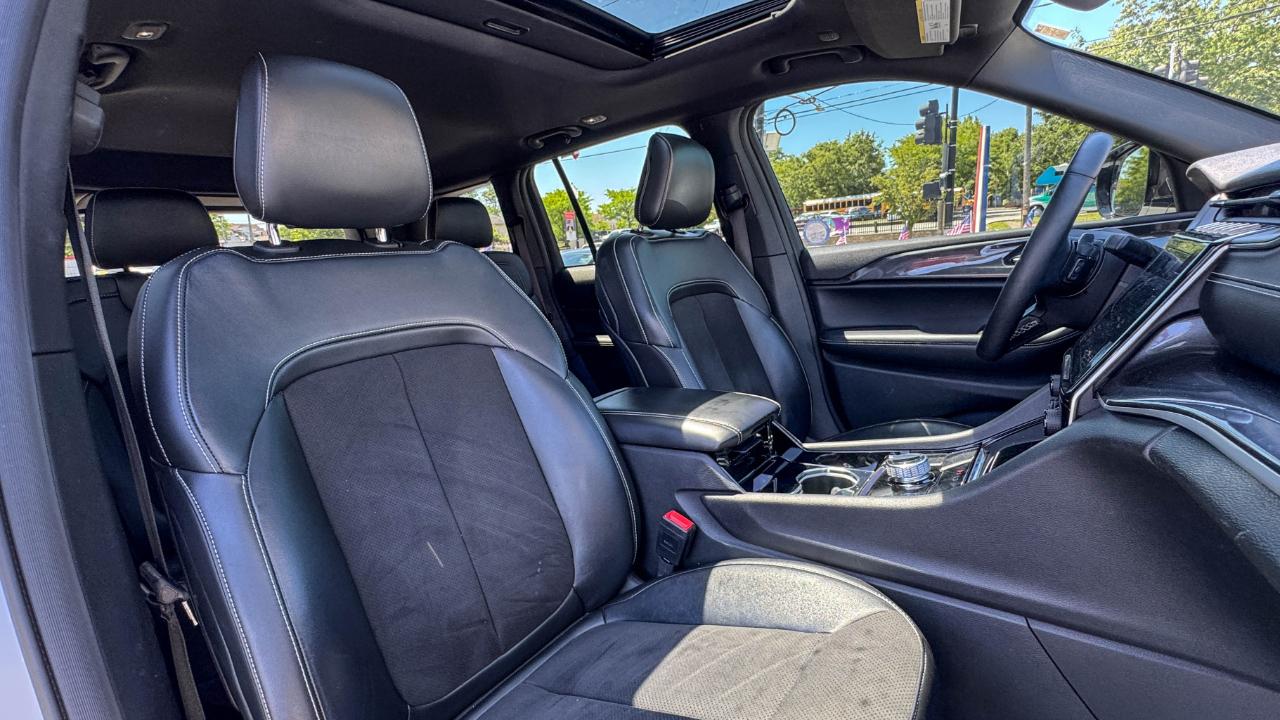 Jeep Grand Cherokee Altitude 4x4 2022