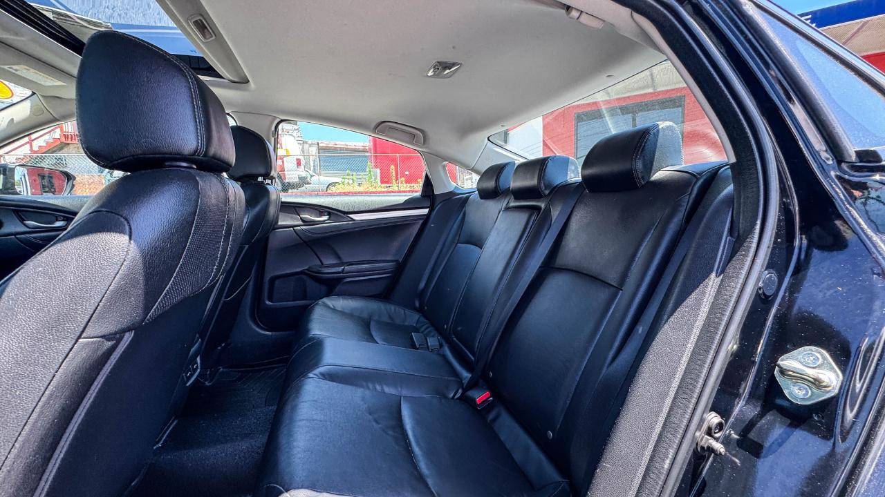 Honda Civic Sedan 4dr CVT Touring 2016