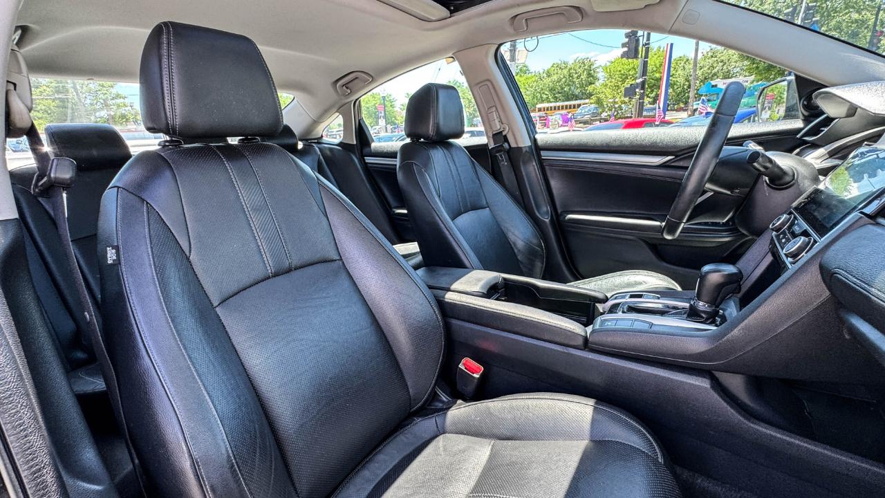 Honda Civic Sedan 4dr CVT Touring 2016