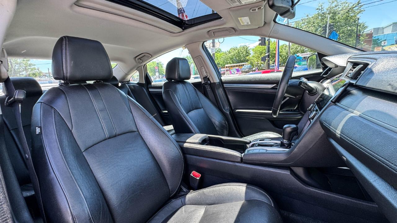 Honda Civic Sedan 4dr CVT Touring 2016