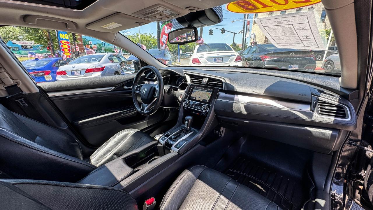 Honda Civic Sedan 4dr CVT Touring 2016