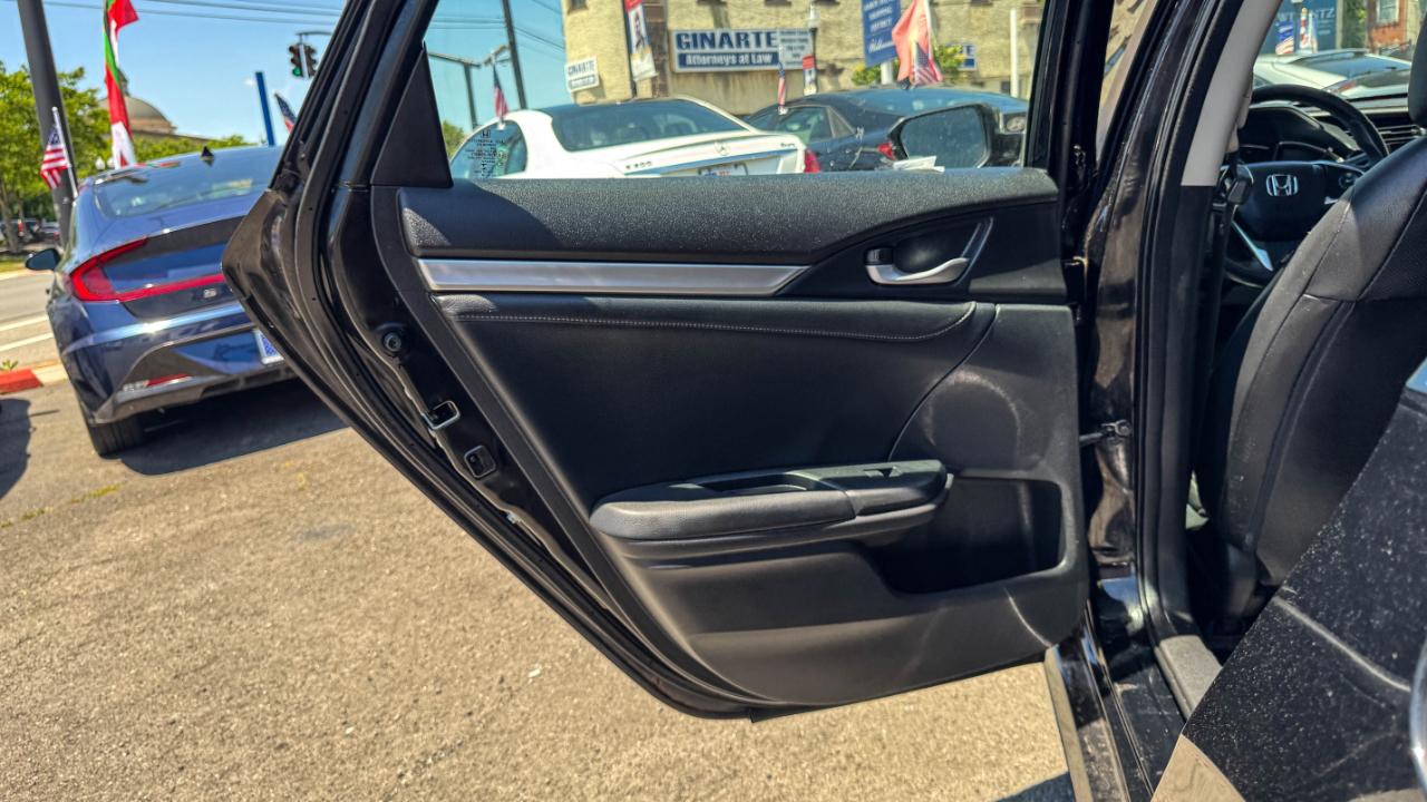 Honda Civic Sedan 4dr CVT Touring 2016