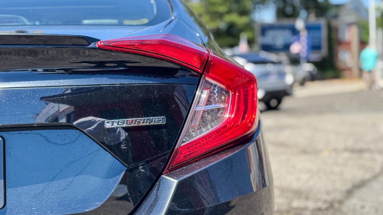 Honda Civic Sedan 4dr CVT Touring 2016