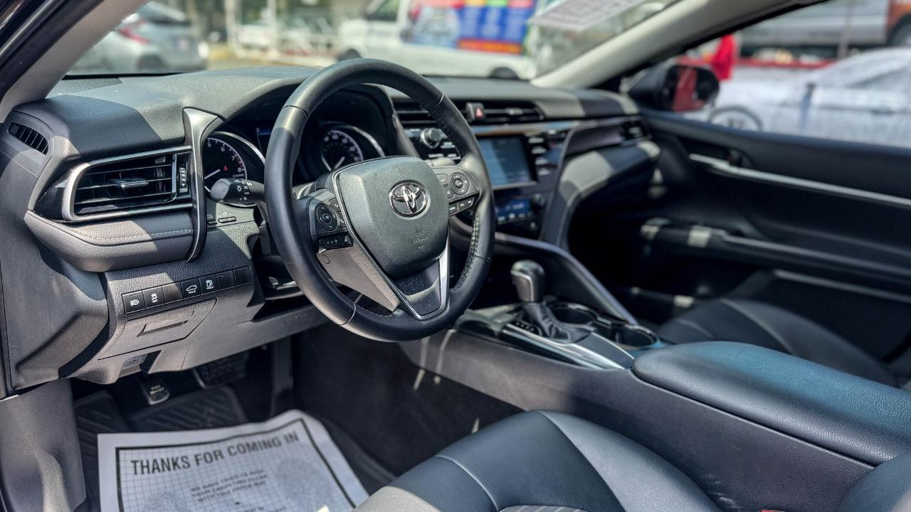Toyota Camry SE Auto (Natl) 2019