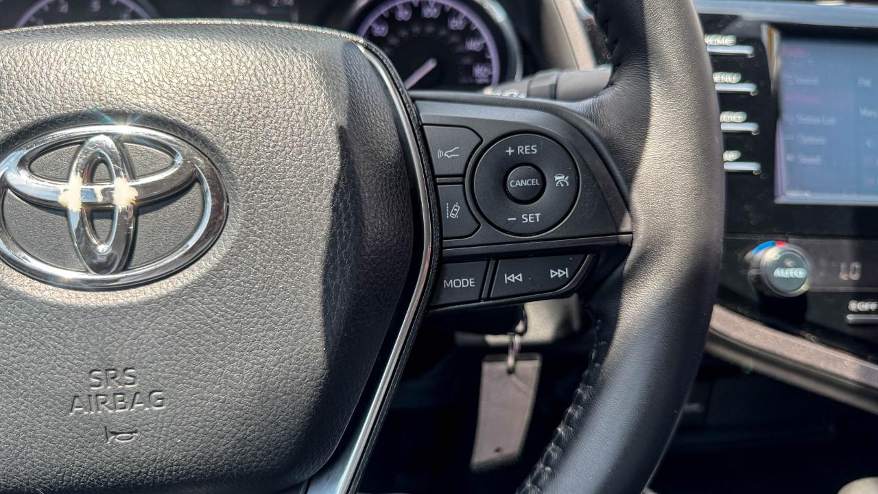 Toyota Camry SE Auto (Natl) 2019