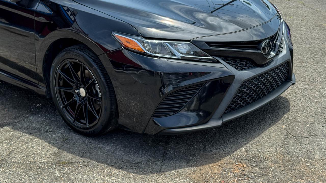 Toyota Camry SE Auto (Natl) 2019