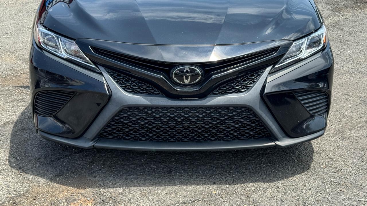 Toyota Camry SE Auto (Natl) 2019