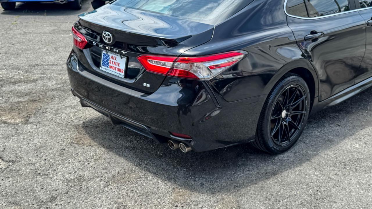 Toyota Camry SE Auto (Natl) 2019