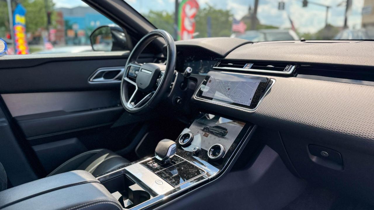Land Rover Range Rover Velar R-Dynamic S 2021