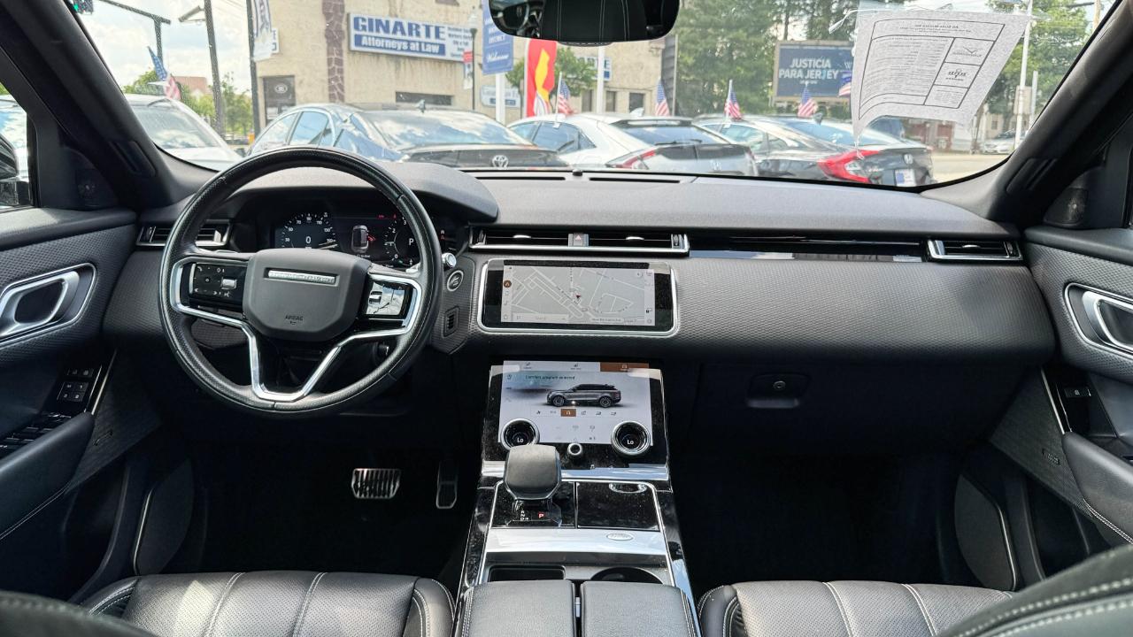 Land Rover Range Rover Velar R-Dynamic S 2021