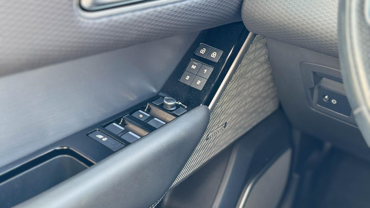 Land Rover Range Rover Velar R-Dynamic S 2021