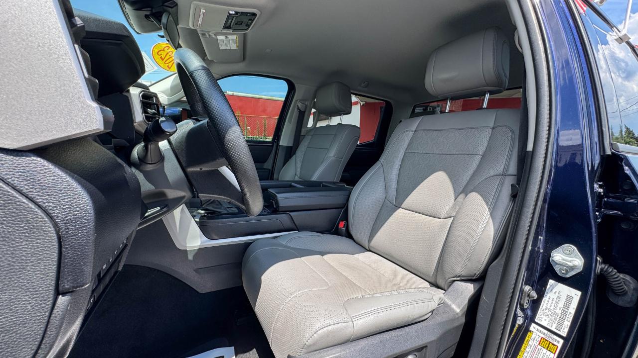 Toyota Tundra 4WD SR5 CrewMax 5.5' Bed (Natl) 2023