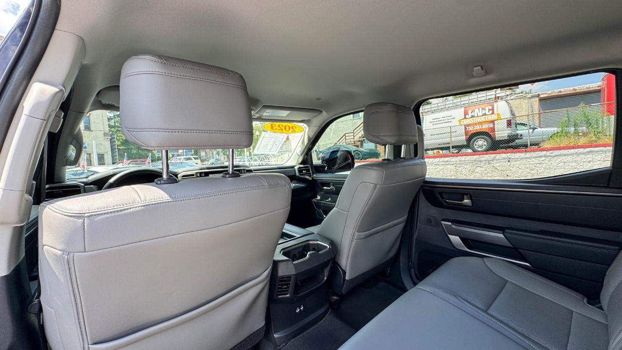 Toyota Tundra 4WD SR5 CrewMax 5.5' Bed (Natl) 2023