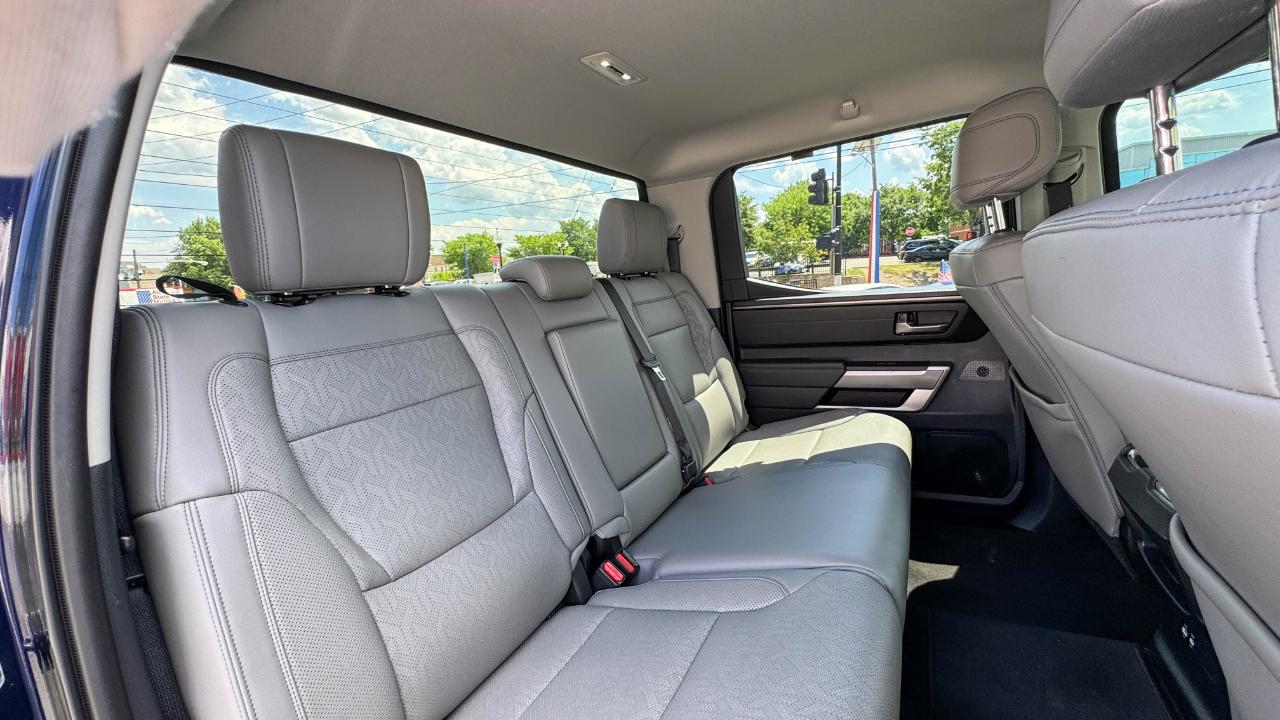Toyota Tundra 4WD SR5 CrewMax 5.5' Bed (Natl) 2023