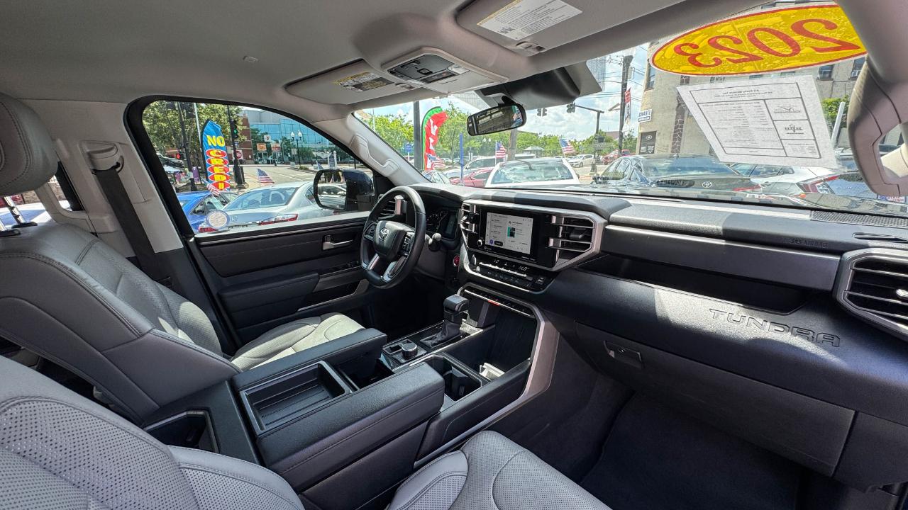 Toyota Tundra 4WD SR5 CrewMax 5.5' Bed (Natl) 2023
