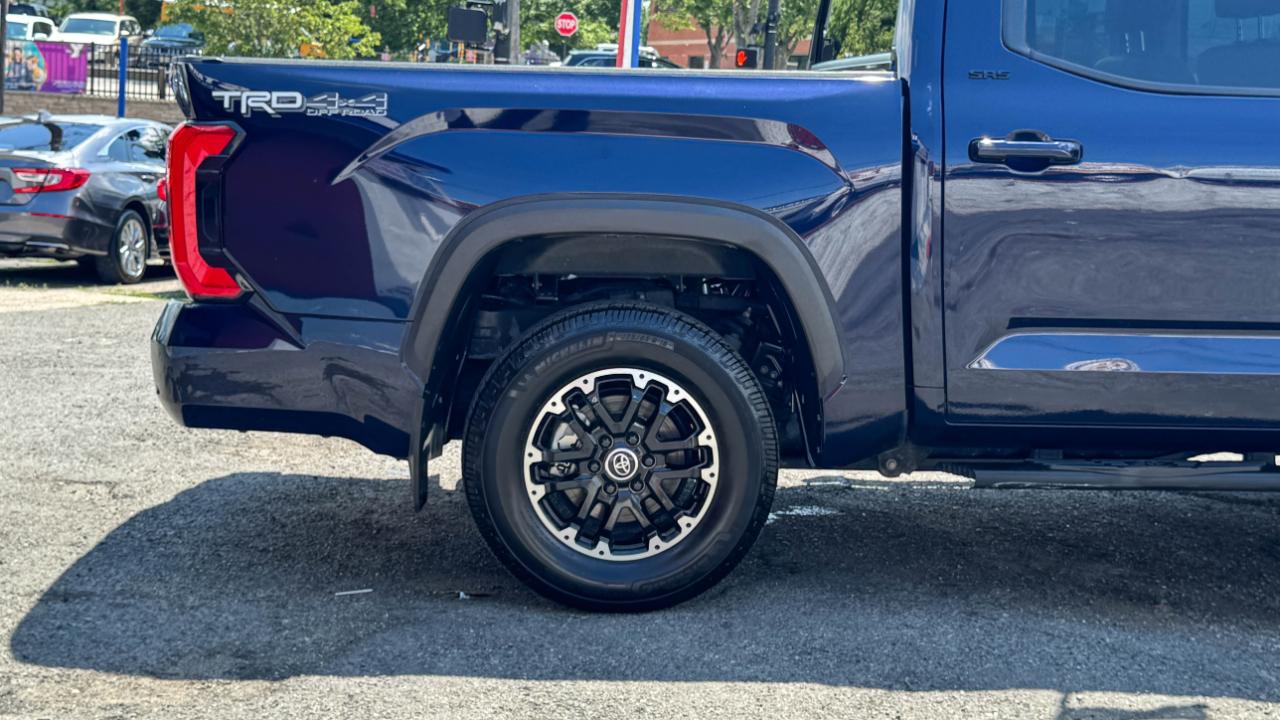 Toyota Tundra 4WD SR5 CrewMax 5.5' Bed (Natl) 2023