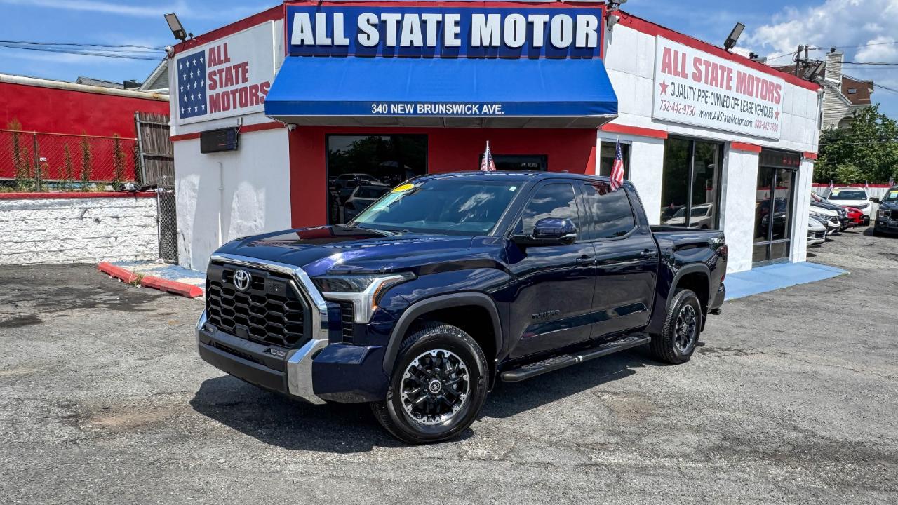 Toyota Tundra 4WD SR5 CrewMax 5.5' Bed (Natl) 2023