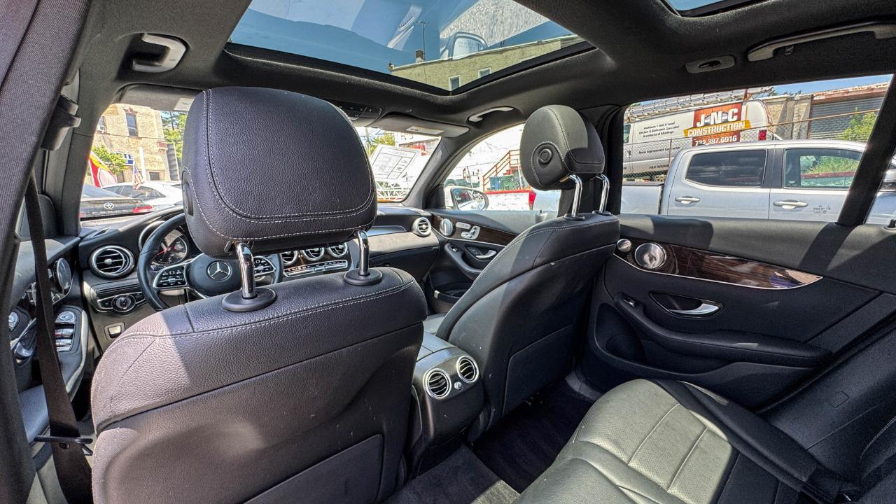 Mercedes-Benz GLC GLC 300 4MATIC SUV 2020