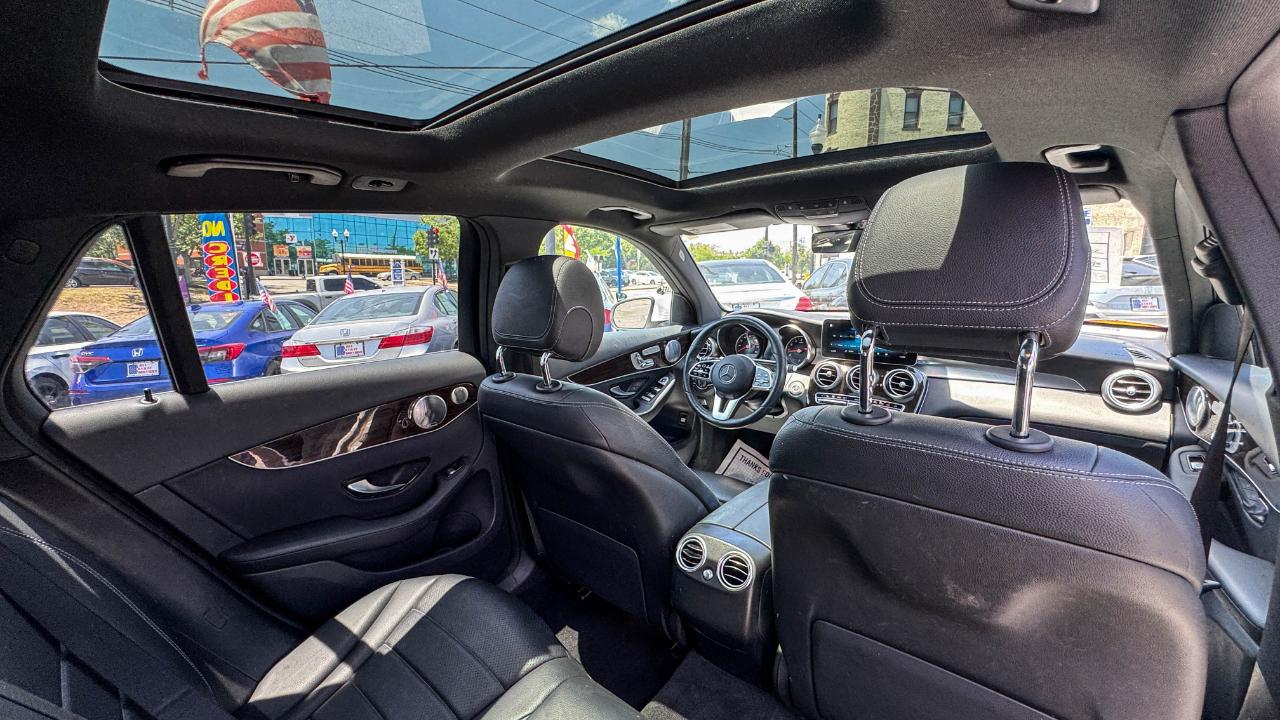 Mercedes-Benz GLC GLC 300 4MATIC SUV 2020