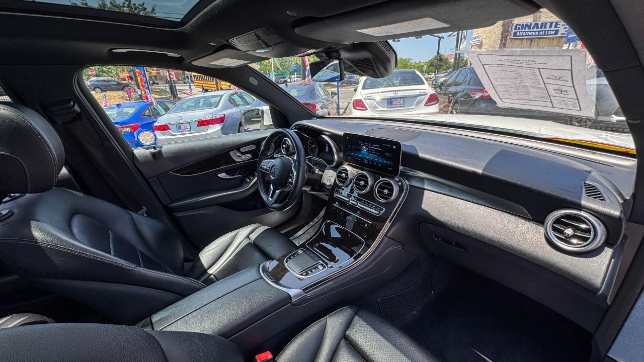Mercedes-Benz GLC GLC 300 4MATIC SUV 2020