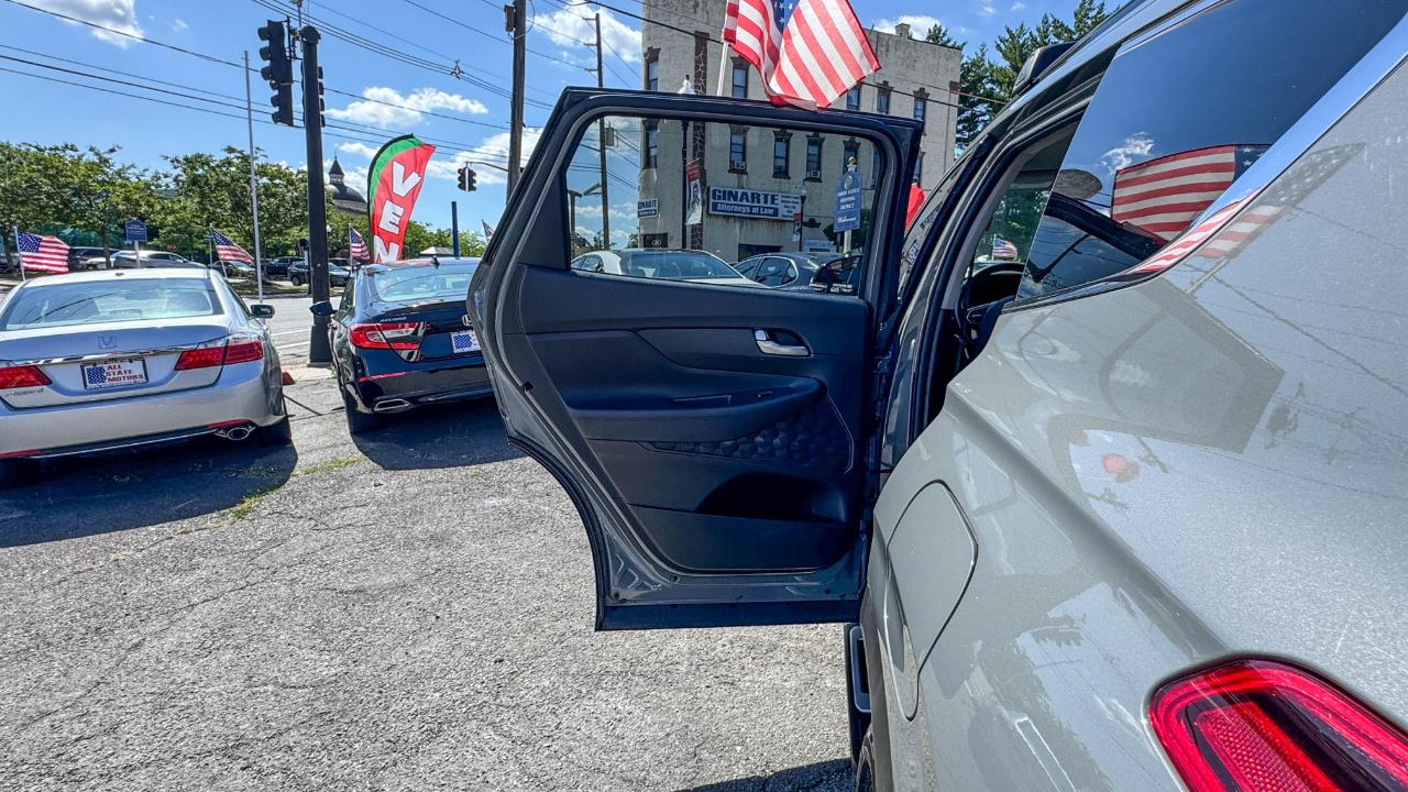 Hyundai Santa Fe XRT AWD 2023