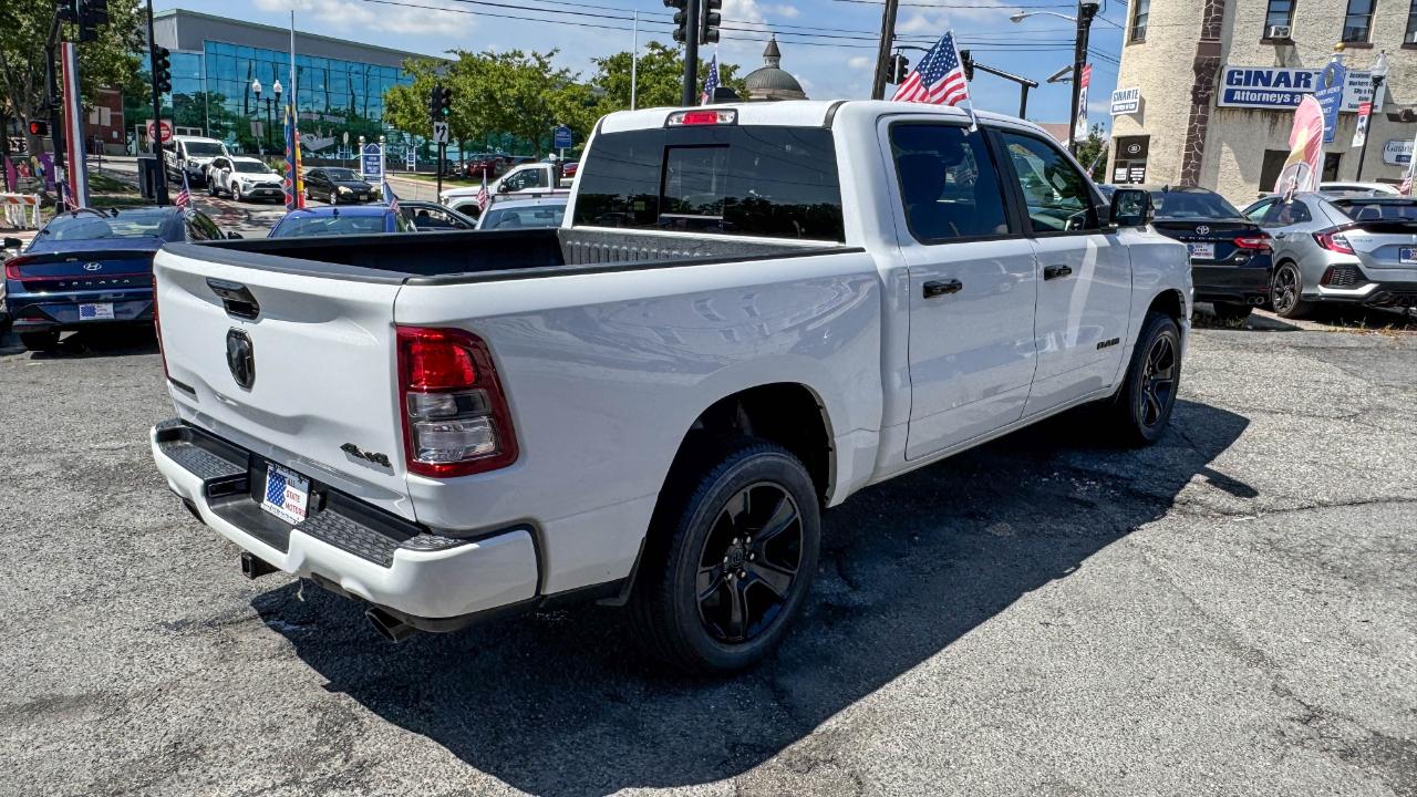 RAM 1500 Big Horn 4x4 Crew Cab 5'7" Box 2023