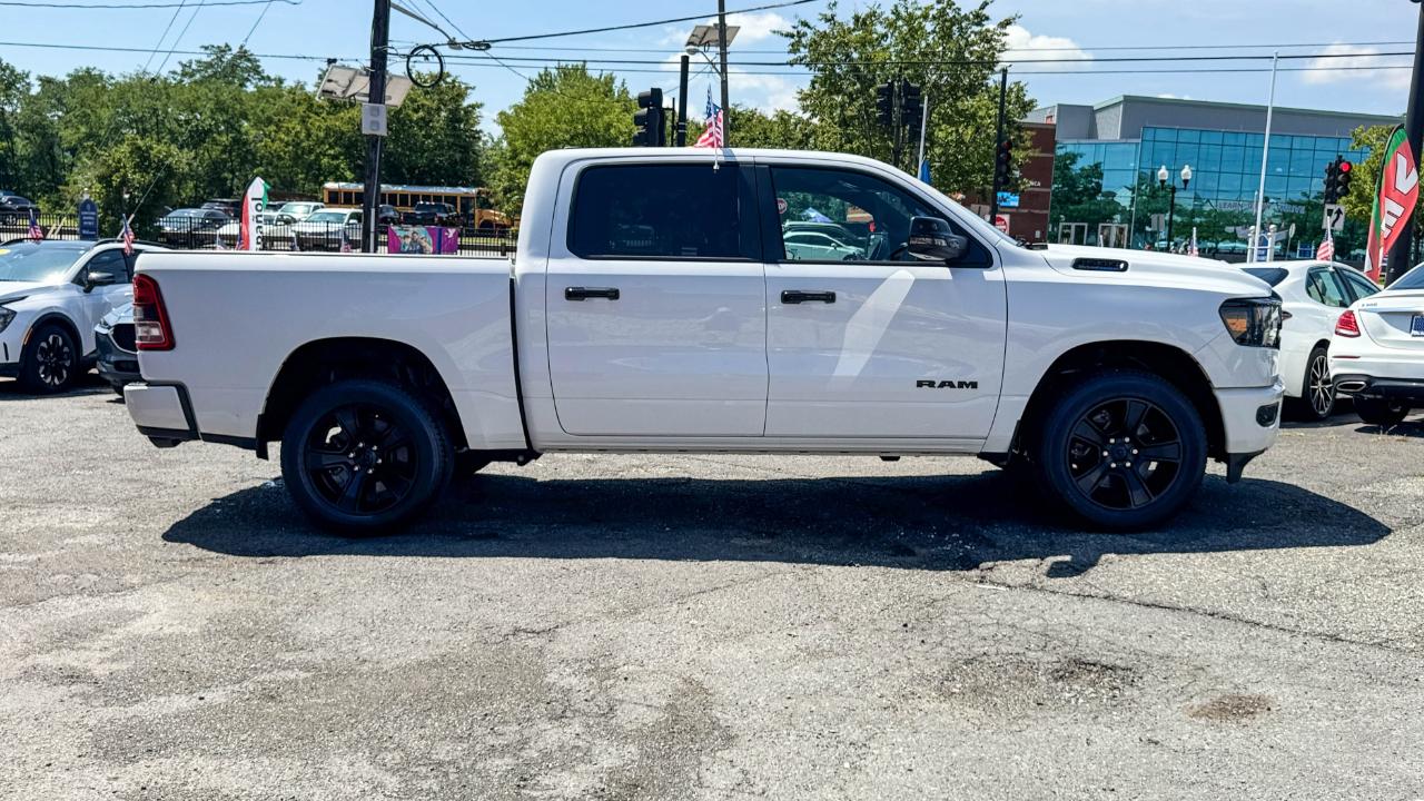RAM 1500 Big Horn 4x4 Crew Cab 5'7" Box 2023