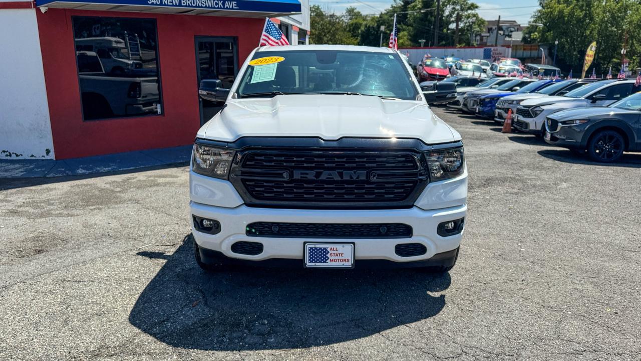 RAM 1500 Big Horn 4x4 Crew Cab 5'7" Box 2023