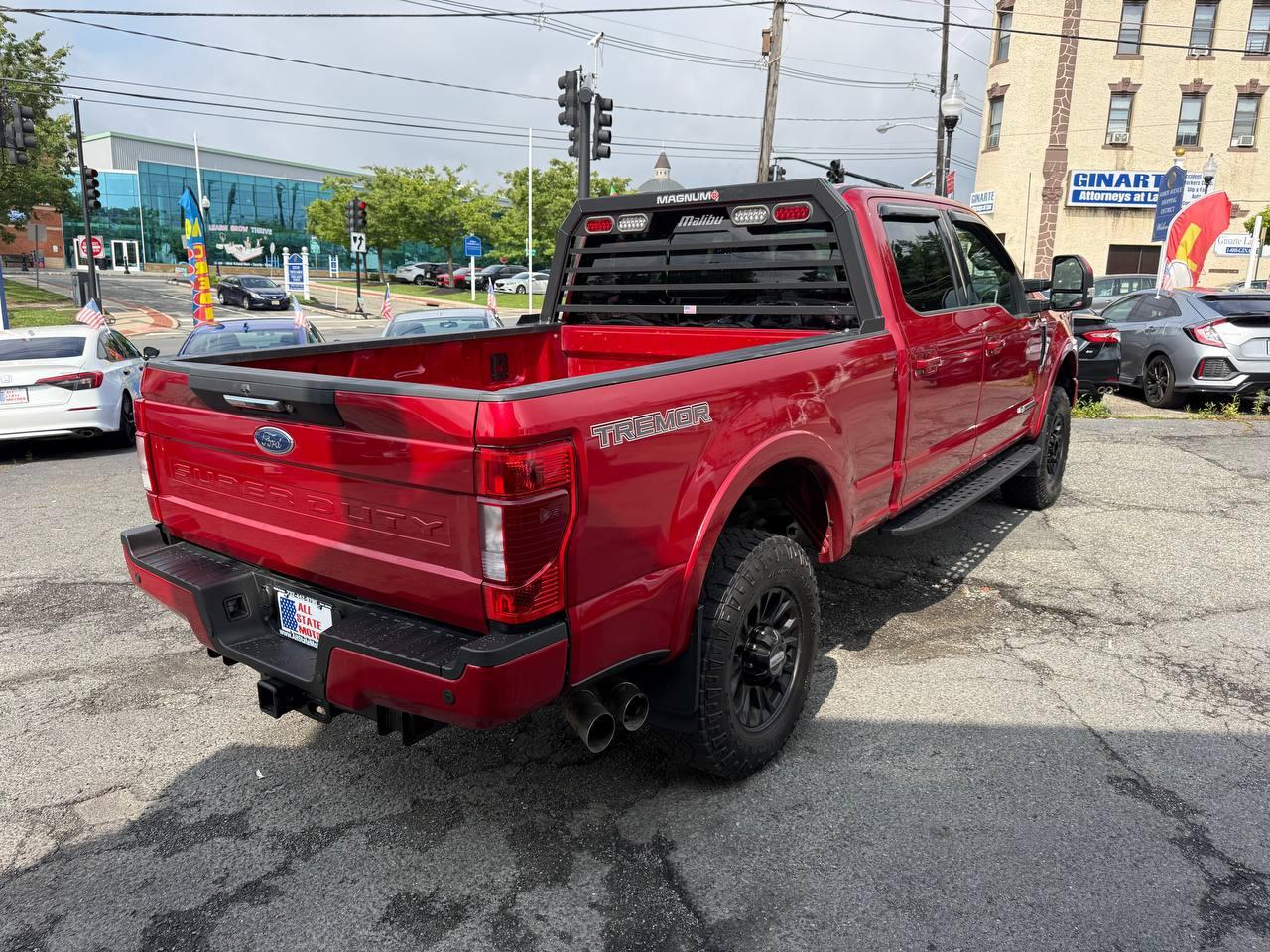 Ford Super Duty F-250 SRW Lariat 4WD SuperCab 8' Box 2022
