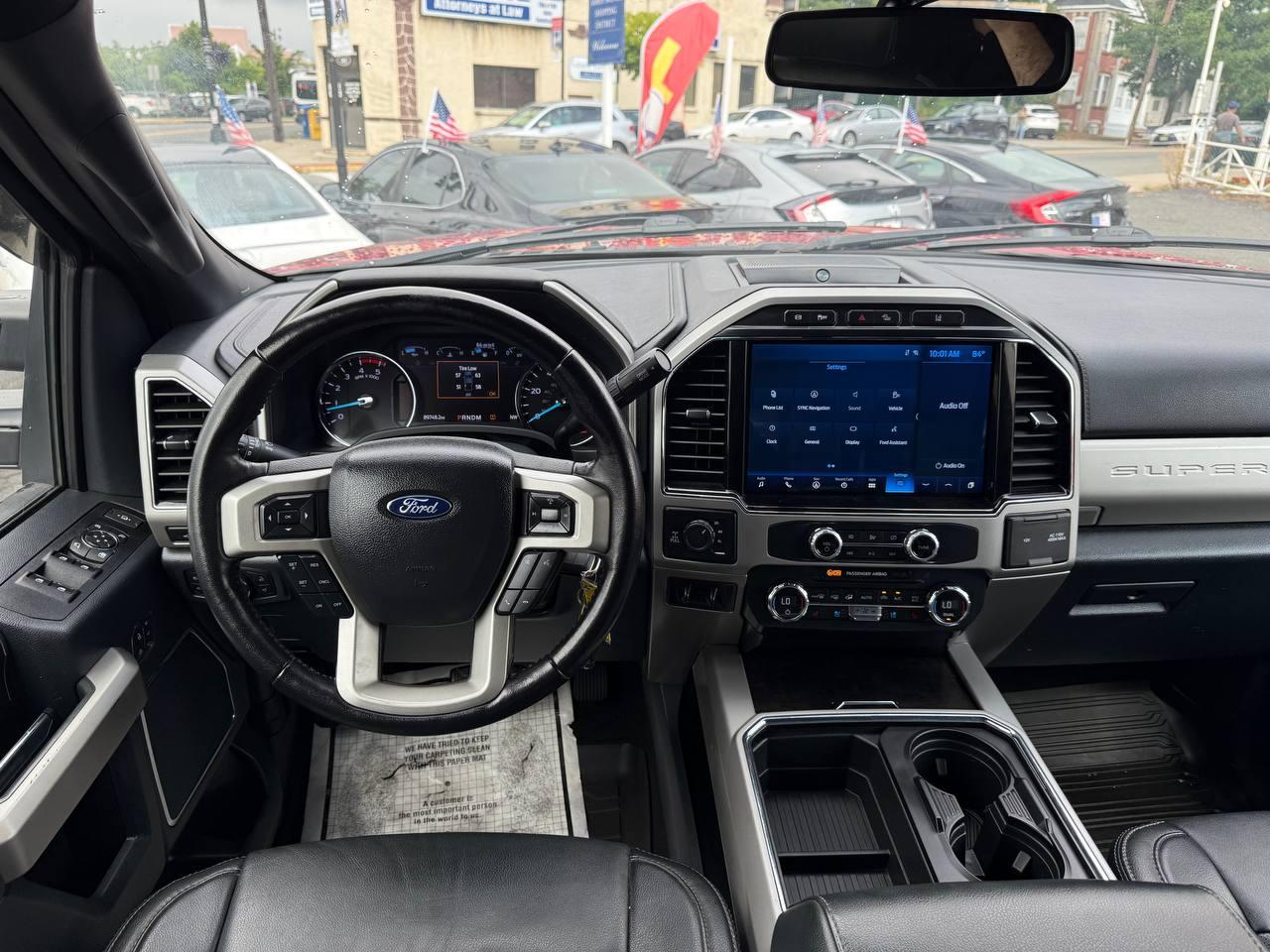 Ford Super Duty F-250 SRW Lariat 4WD SuperCab 8' Box 2022