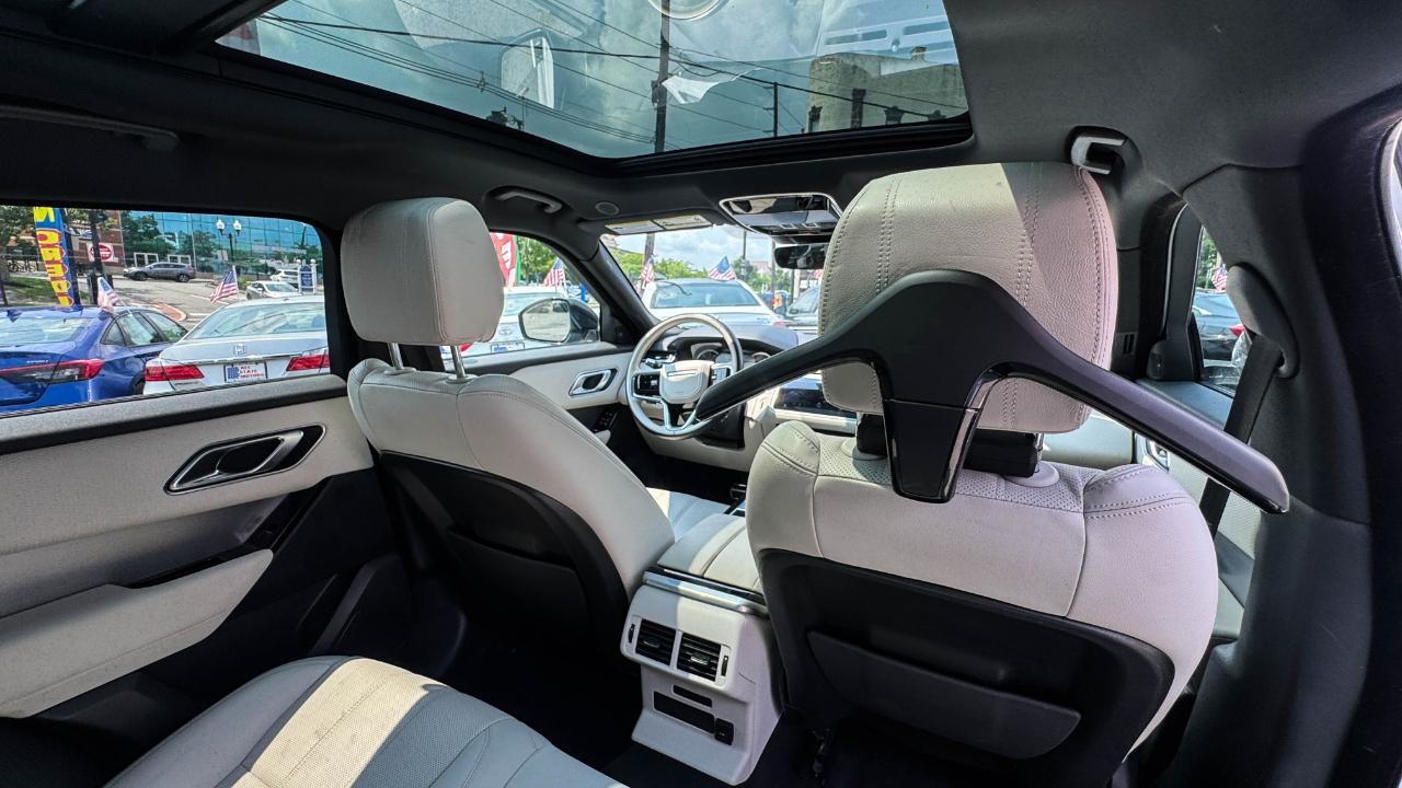 Land Rover Range Rover Velar P250 R-Dynamic S 2022