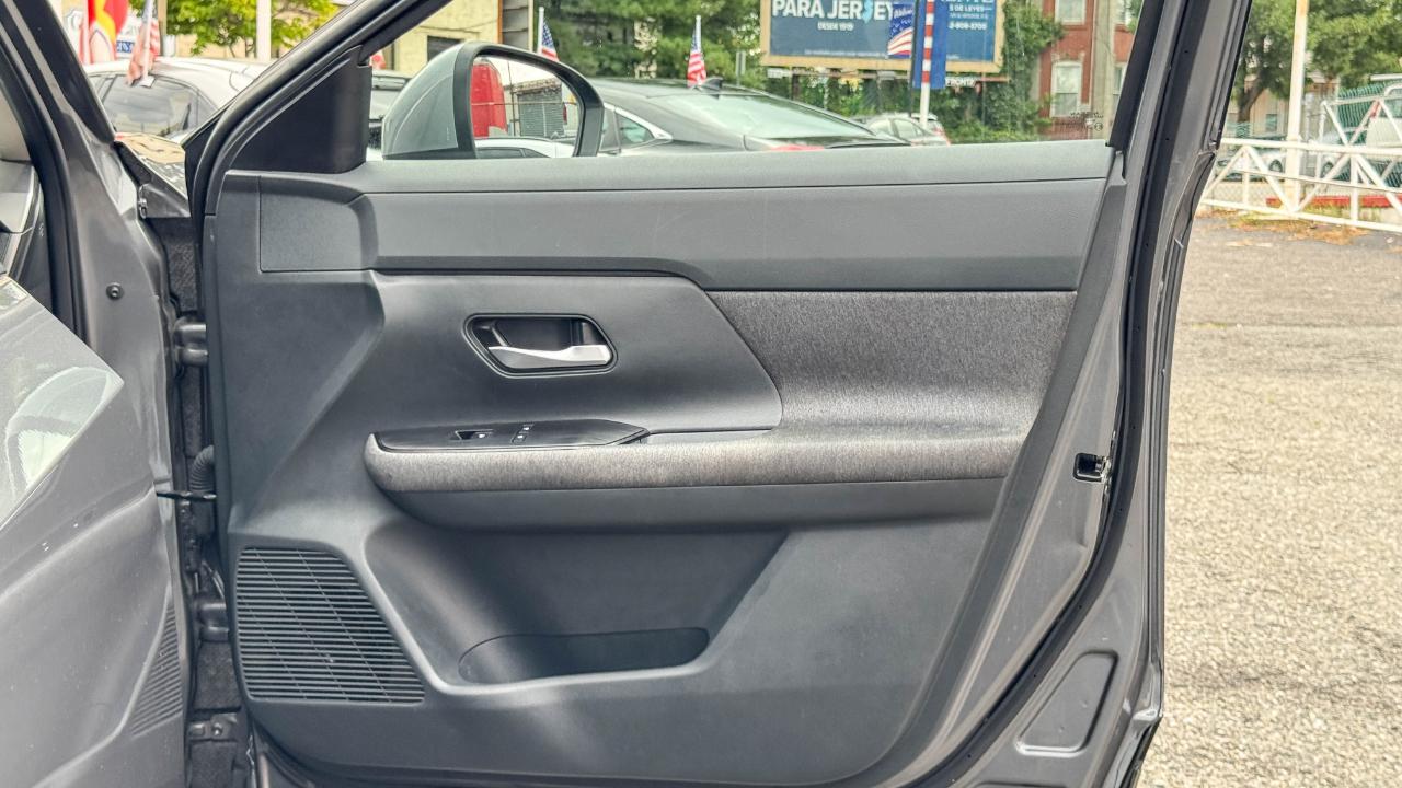 Nissan Kicks SV 2025