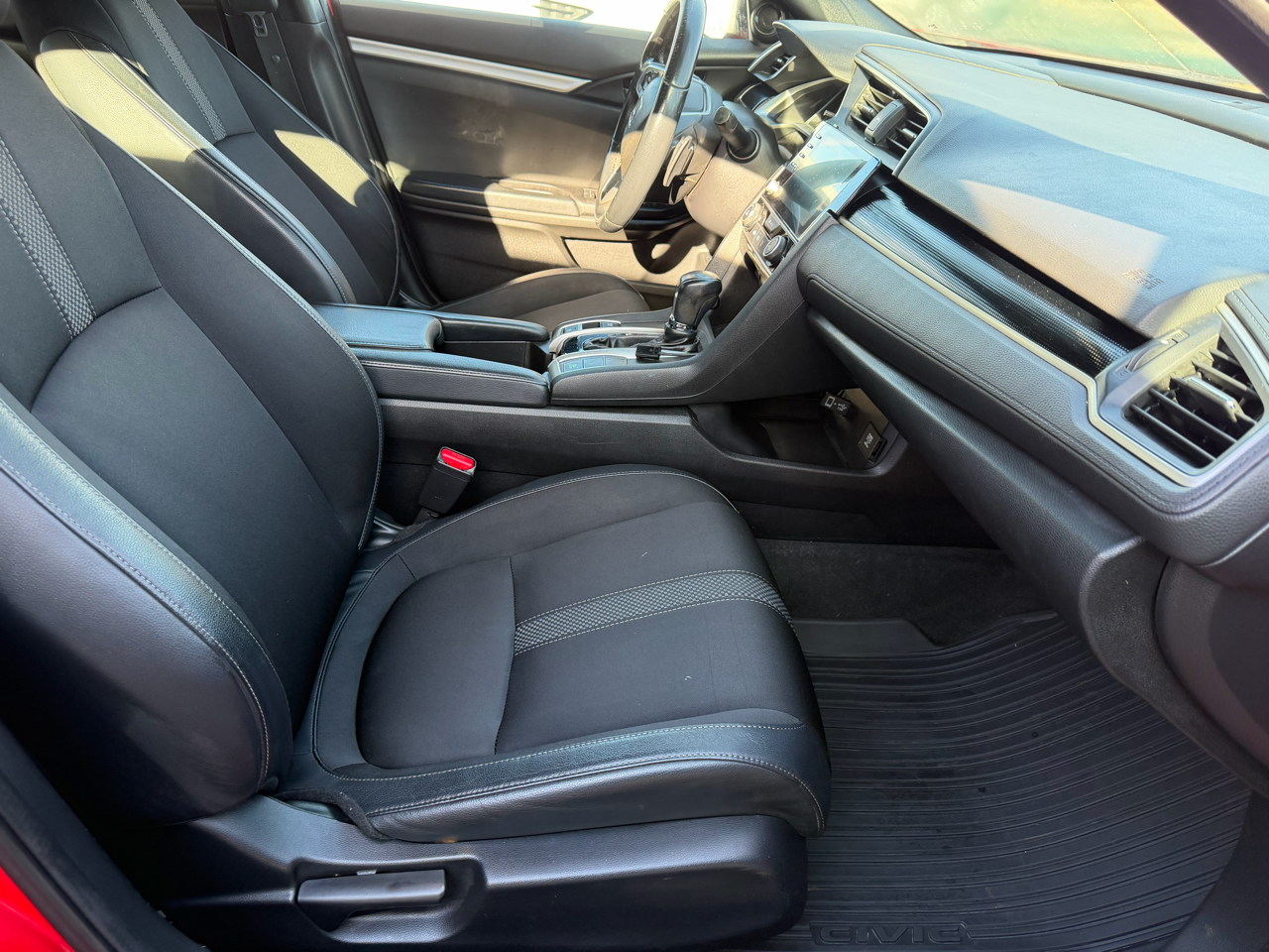 Honda Civic Sport 2021