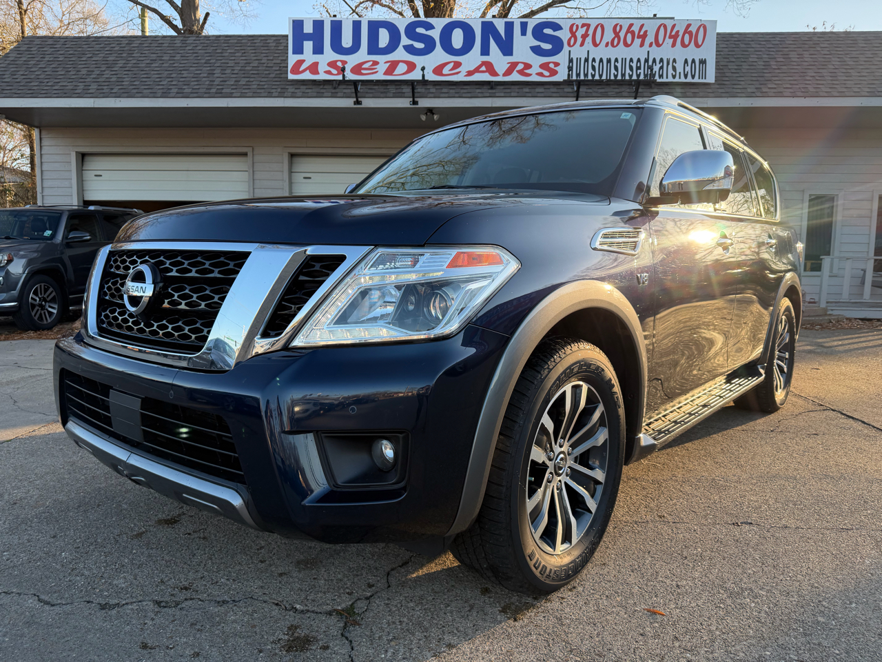2020 Nissan Armada SL's photo